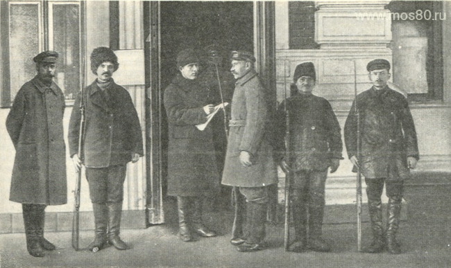 Красногвардейцы