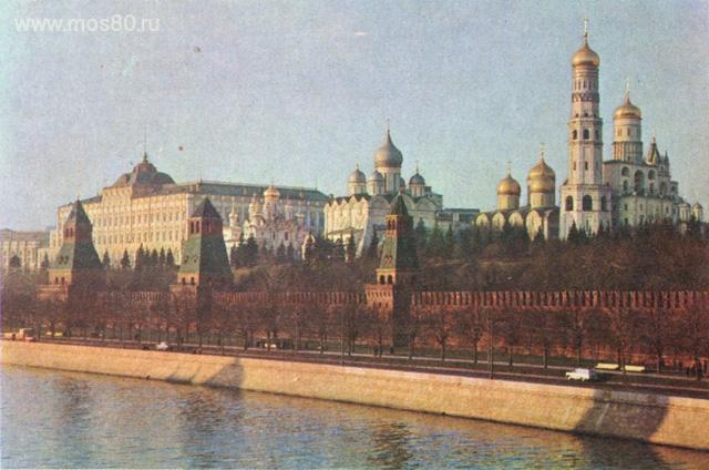 Кремлёвская набережная