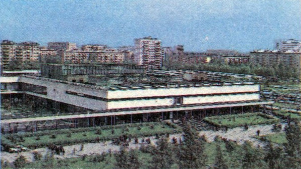 Первомайский универмаг