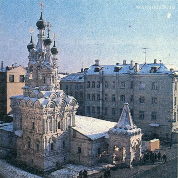 Церковь Рождества Богородицы в Путинках